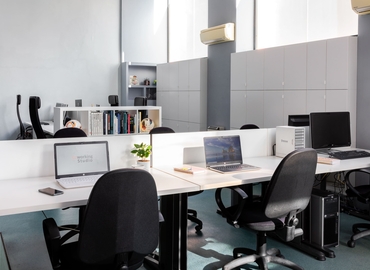 Observe oficinas compartidas en Madrid Ciudad Lineal 140 m², Travesía de Jose Arcones Gil 3 - 1 | MatchOffice.es