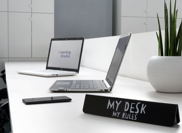 Explore oficinas compartidas en Madrid Ciudad Lineal 140 m², Travesía de Jose Arcones Gil 3 - 3 | MatchOffice