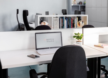 Alquile oficinas compartidas en Madrid Ciudad Lineal 140 m², Travesía de Jose Arcones Gil 3 - 4 | MatchOffice.es