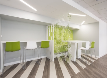 Observe oficinas compartidas en Madrid Centro 192 m², Paseo de la Castellana 141 - 11 | MatchOffice.es