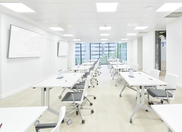 Alquile sala de juntas en Madrid Centro 95 m², Calle del Príncipe de Vergara - 3 | MatchOffice