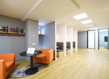 Observe oficinas de coworking en Alcobendas 140 m², Calle de la Caléndula - 8 | MatchOffice
