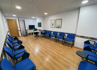 30 m² Conference room in Seville, Plaza Aviador Ruiz de Alda 11 (41004) - 1 | MatchOffice