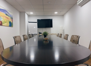 Elija sala de reuniones en Sevilla 30 m², Plaza Aviador Ruiz de Alda 11 - 22 | MatchOffice.es