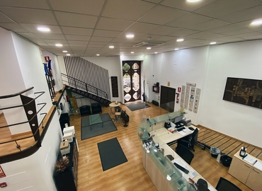 Alquile sala de juntas en Sevilla 30 m², Plaza Aviador Ruiz de Alda 11 - 1 | MatchOffice.es
