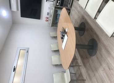 Alquile sala de conferencias en Barcelona 20 m², Avinguda de la Constitució 153 - 3 | MatchOffice