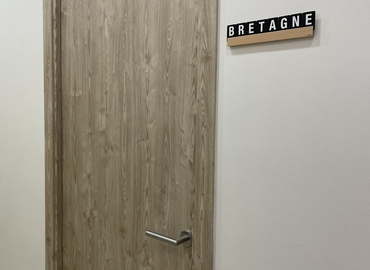 15 m² Meeting room in Madrid Chamberi, Calle de Fernández de los Ríos 3 (28015) - 1 | MatchOffice