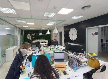 Alquile coworking en Sevilla 200 m², Calle de la Arquitectura 2 Torre 11 Planta 7 - 4 | MatchOffice.es