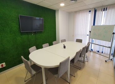 Explore oficinas compartidas en Sevilla 200 m², Calle de la Arquitectura 2 Torre 11 Planta 7 - 15 | MatchOffice