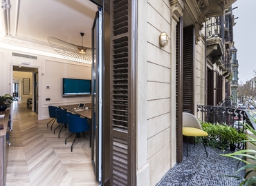Micentro de negocio disponible para alquilar en Sants-Montjuic 10 m², Carrer de València 264 - 0 | MatchOffice.es