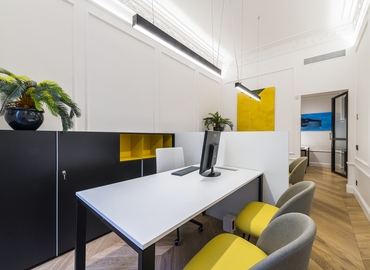 Micentro de negocio disponible para alquilar en Sants-Montjuic 10 m², Carrer de València 264 - 4 | MatchOffice