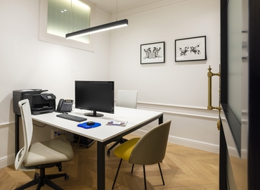 Centros de oficinas en alquiler en Sants-Montjuic 10 m², Carrer de València 264 - 5 | MatchOffice