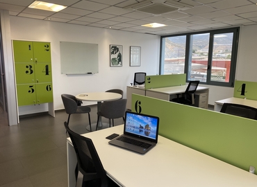 Parque empresarial en alquiler en Almería 54 m², Calle Chillida - 4 | MatchOffice.es