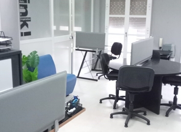 Alquile oficinas compartidas en Cádiz 58 m², Calle Paciano del Barco 2 - 0 | MatchOffice.es