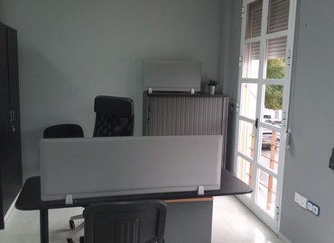 Alquile coworking en Cádiz 58 m², Calle Paciano del Barco 2 - 2 | MatchOffice.es