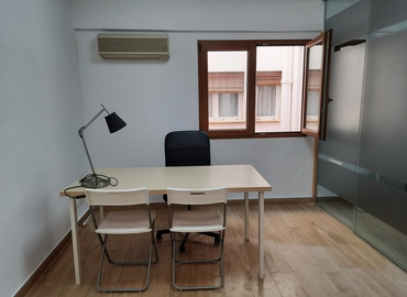 Parque empresarial disponible para alquilar en Alicante 100 m², Carrer de l'Arquitecte Urteaga - 4 | MatchOffice.es