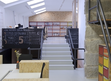 Observe oficinas de coworking en Ourense 300 m², Rúa Bedoya 27 - 2 | MatchOffice