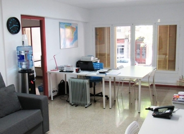 Explore coworking en Palma de Mallorca 80 m², Carrer Guillem Costa 2 - 8 | MatchOffice.es