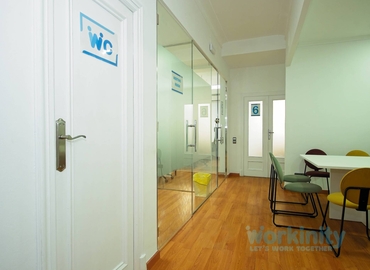 Parque empresarial en alquiler en València 250 m², Carrer de Colón 42 - 13 | MatchOffice