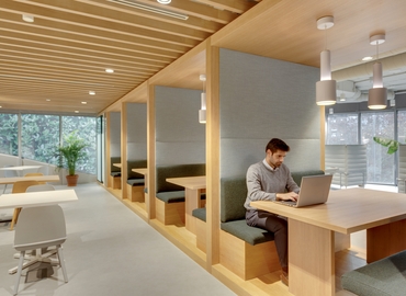 Elija sala de conferencias fiable en Madrid Centro 100 m², Paseo de la Castellana 200 - 8 | MatchOffice.es