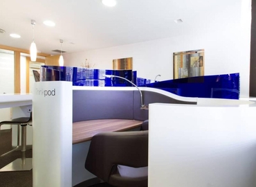 Reserve sala de juntas equipada en València 1000 m², Carrer de Les Barques 2 - 8 | MatchOffice