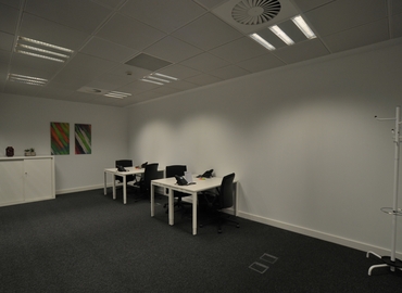 Alquile sala de reuniones acogedora en Madrid Centro 45 m², Camino Fuente de la Mora 9 - 8 | MatchOffice.es