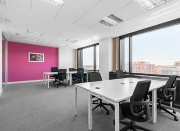 Alquile oficinas de coworking en València 100 m², Avinguda d'Aragó 30 - 8 | MatchOffice.es