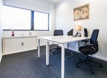 Reserve sala de conferencias acogedora en La Chopera 250 m², Gabriel García Márquez 4 - 18 | MatchOffice