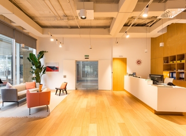 Reserve sala de conferencias acogedora en Sant Martí 230 m², Carrer de Pallars 193 - 5 | MatchOffice