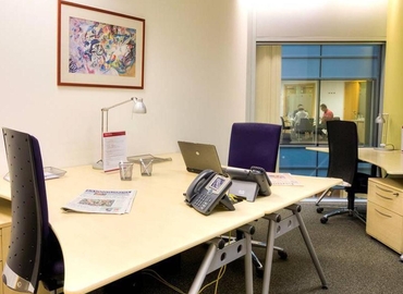 Elija sala de reuniones equipada en Eixample 100 m², Gran Via de les Corts Catalanes 583 - 12 | MatchOffice