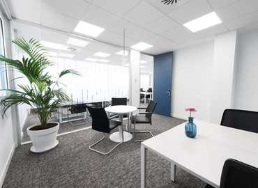 100 m² Conference hall in Les Corts, Carrer de Can Ràbia 3-5 (08017) - 9 | MatchOffice.com