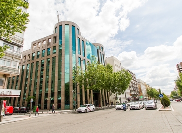 150 m² Conference center in Madrid Centro, Calle de Francisco Silvela 42 (28028) - 7 | MatchOffice