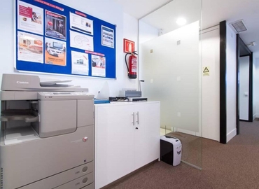 Reserve sala de reuniones fiable en Madrid Centro 300 m², Paseo de la Castellana 95 - 15º - 28 | MatchOffice.es