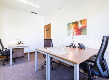 Reserve sala de reuniones fiable en Madrid Centro 300 m², Avenida del Doctor Arce 14 - 8 | MatchOffice