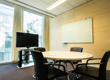 Alquile sala de juntas fiable en les Corts 300 m², Avinguda Diagonal 640 - 16 | MatchOffice.es