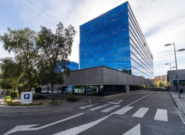 Virtual business address in Madrid Centro, Calle de la Ribera del Loira 46 (28042) - 16 | MatchOffice.com