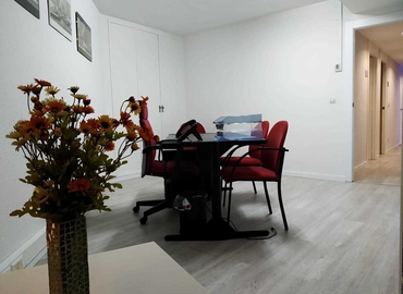 Únase a nuestra oficina virtual fiable en Alicante, Avenida Maisonnave 33 portal 3 - 3º - 2 | MatchOffice.es