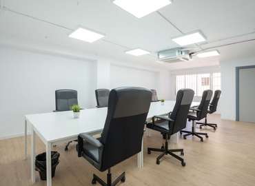 Explore oficinas de coworking en Palma de Mallorca 200 m², Carrer de Margalida Caimari 24 - 12 | MatchOffice