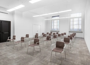 46 m² Shared workspace  in Valencia, Avinguda d'Aragó (46010) - 12 | MatchOffice