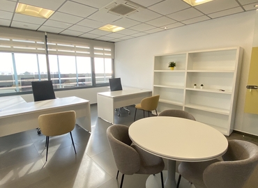 Oficina en alquiler en Almería 54 m², Calle Chillida - 3 | MatchOffice