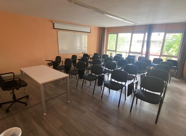 38 m² Conference hall in Bilbao, Avenida del Ferrocarril (48012) - 0 | MatchOffice.com