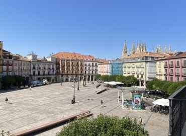 Business center en alquiler en Burgos 45 m², Pl. Mayor - 10 | MatchOffice.es