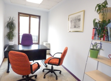 Parque empresarial disponible para alquilar en Burgos 45 m², Pl. Mayor - 21 | MatchOffice.es