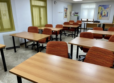 50 m² Convention center in Burgos, Calle Entremercados 8 (09003) - 12 | MatchOffice.com