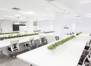 Centros de oficinas disponible para alquilar en Madrid Tetuán 200 m², Calle de Edgar Neville 33 - 5 | MatchOffice.es