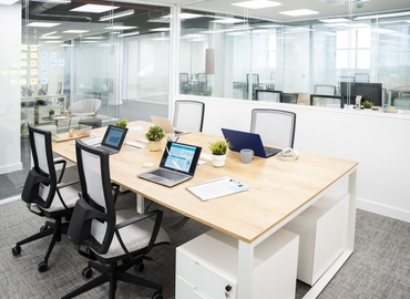 Centros de negocio disponible para alquilar en Madrid Centro 900 m², Calle Manuel Tovar 33 - 0 | MatchOffice.es