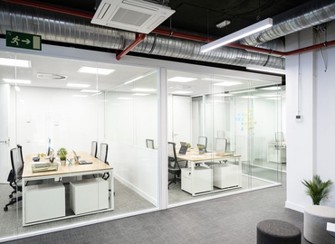 Centros de negocio disponible para alquilar en Madrid Centro 900 m², Calle Manuel Tovar 33 - 2 | MatchOffice.es