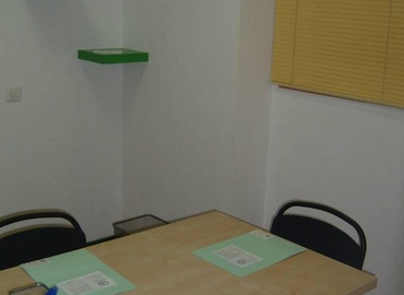 Reserve sala de juntas equipada en Tenerife 20 m², Avenida Los Playeros - 8 | MatchOffice