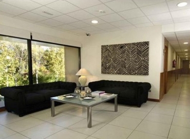 50 m² Meeting room in Villanueva de la Canada, Calle Valle del Roncal (28692) - 8 | MatchOffice.com