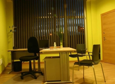 Reserve sala de conferencias fiable en Ponferrada 30 m², Calle Hamburgo 12A del Parque Industrial del Bierzo - 9 | MatchOffice